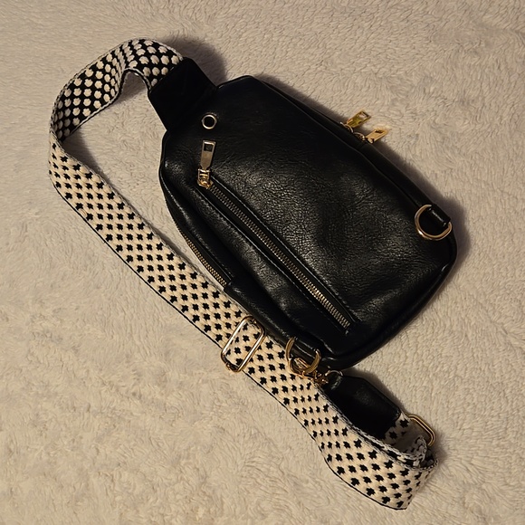 Crossbody bag - Picture 2 of 3